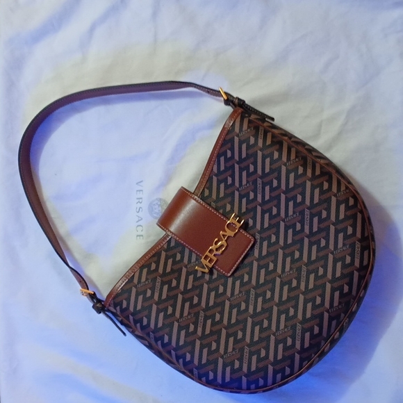 Versace Monogram Greca Coated Canvas Hobo bag w/Greca Printed Compact Zip Wallet - Picture 3 of 16